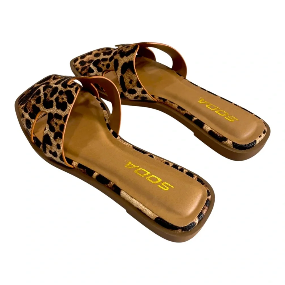 LEOPARD LUXE SLIP ON OPEN TOE X SHAPED SANDAL LIGHTLY PADDED - Picture 5 of 8
